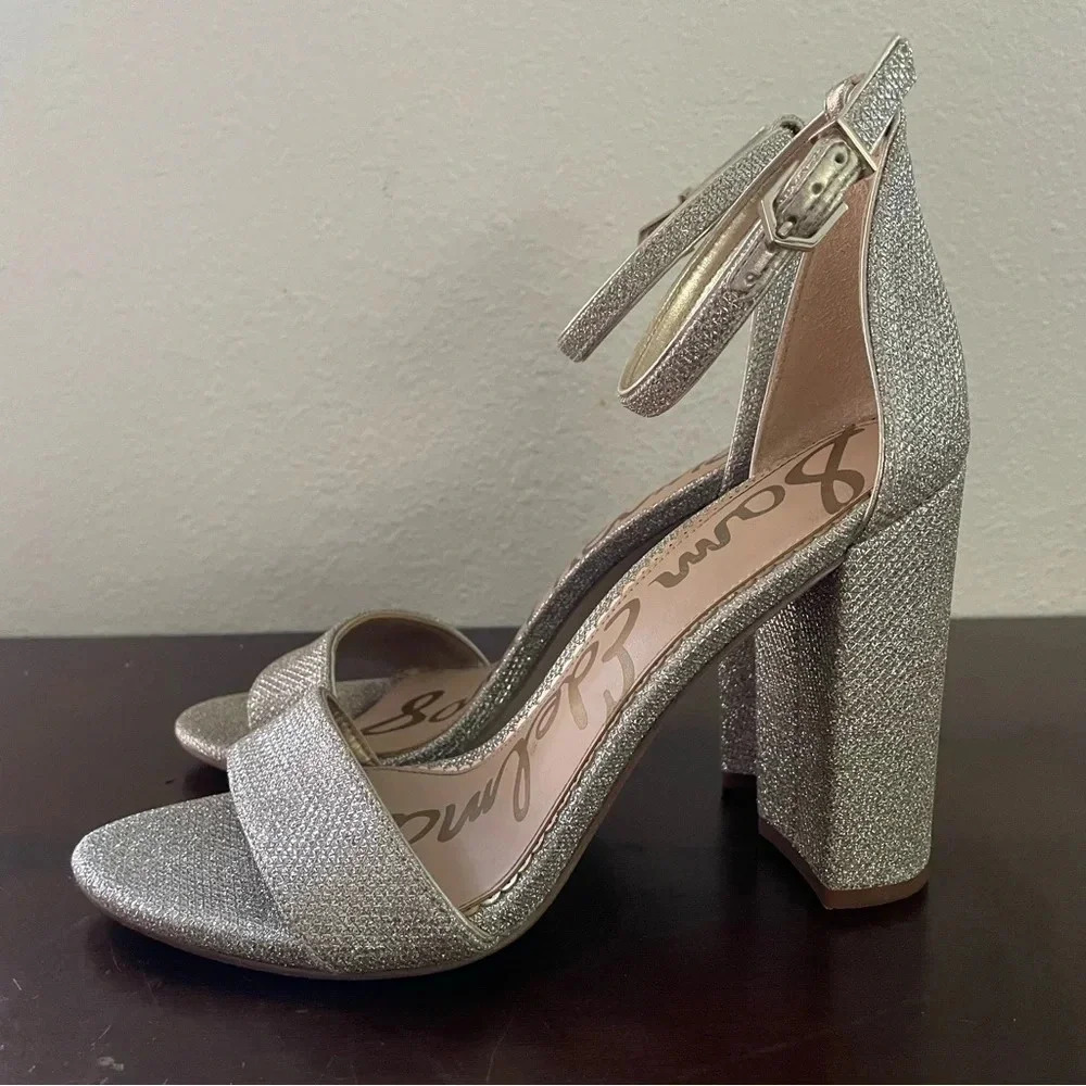 Like New! Sam Edelman Yaro Metallic Silver Leather Ankle Strap Heels Size 7 - Picture 7 of 12
